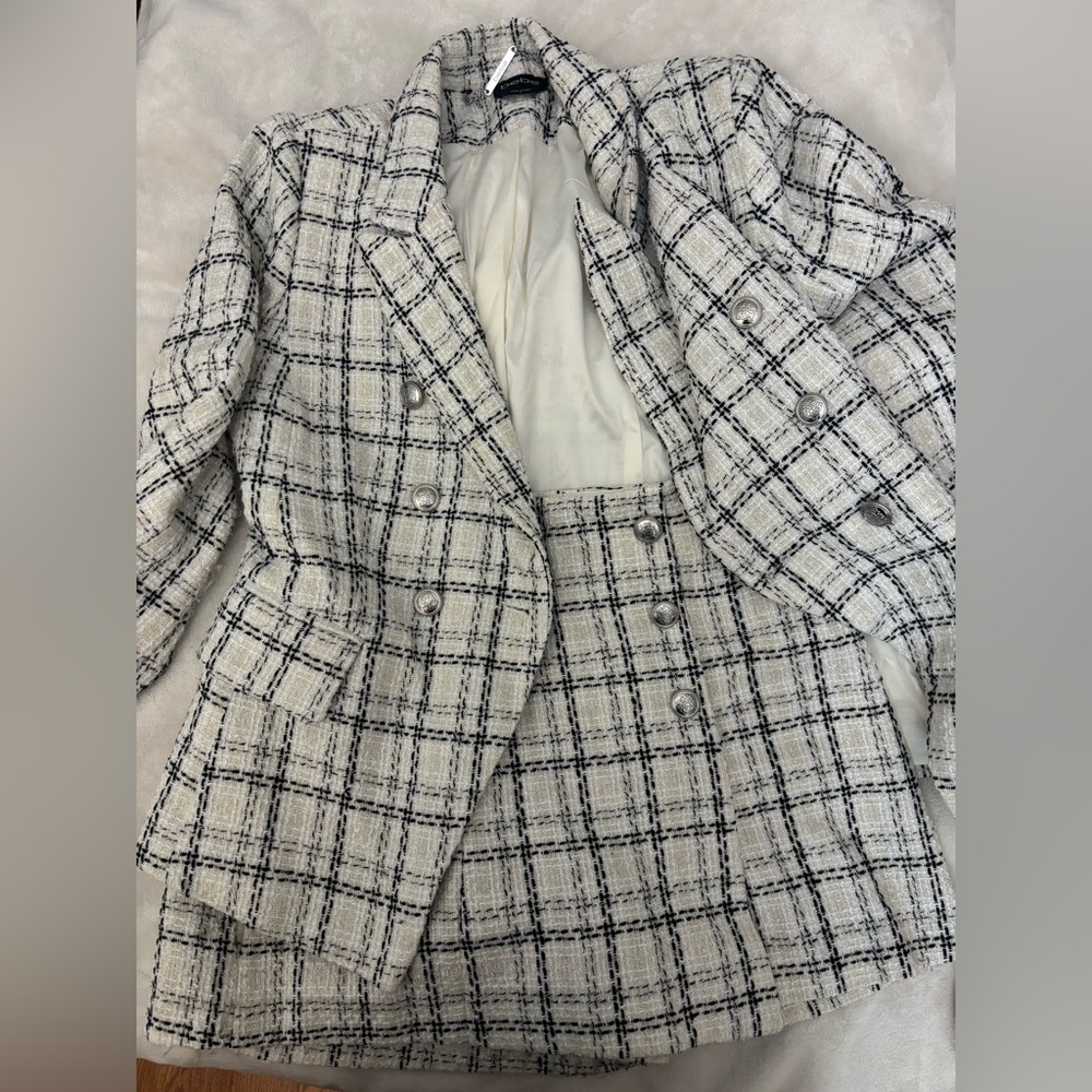 Bebe Monochrome Tweed with Subtle Accents Suit Set